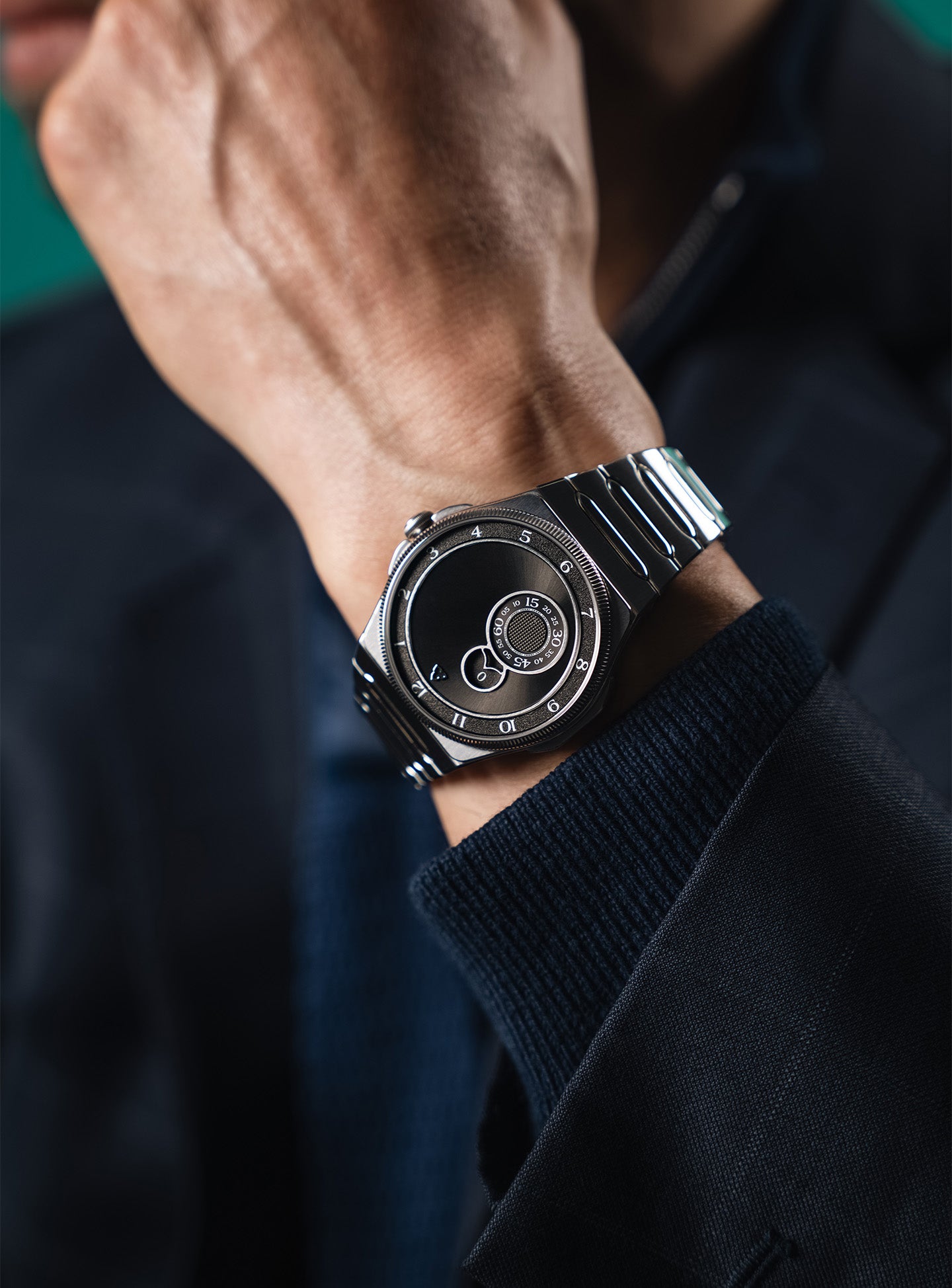 trilobe trente-deux sunray grey watch steel case