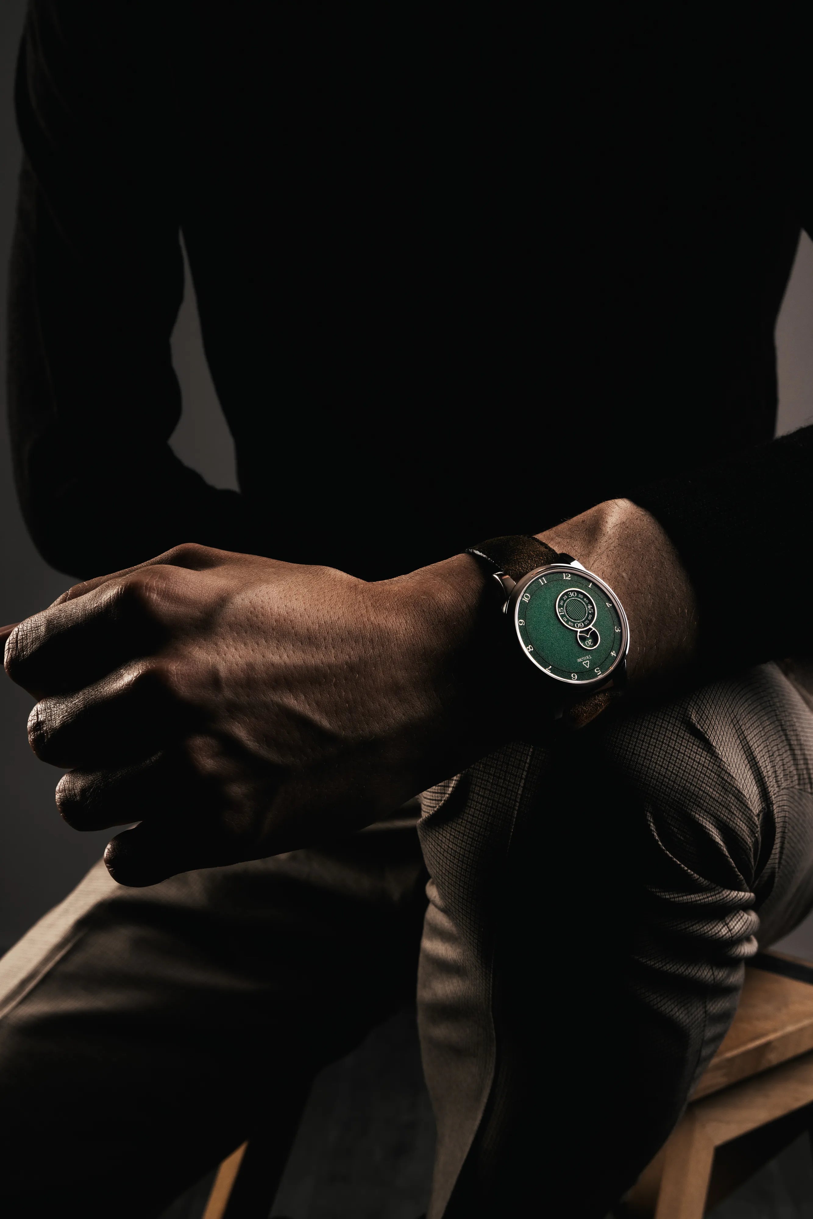trilobe nuit fantastique green dial watch