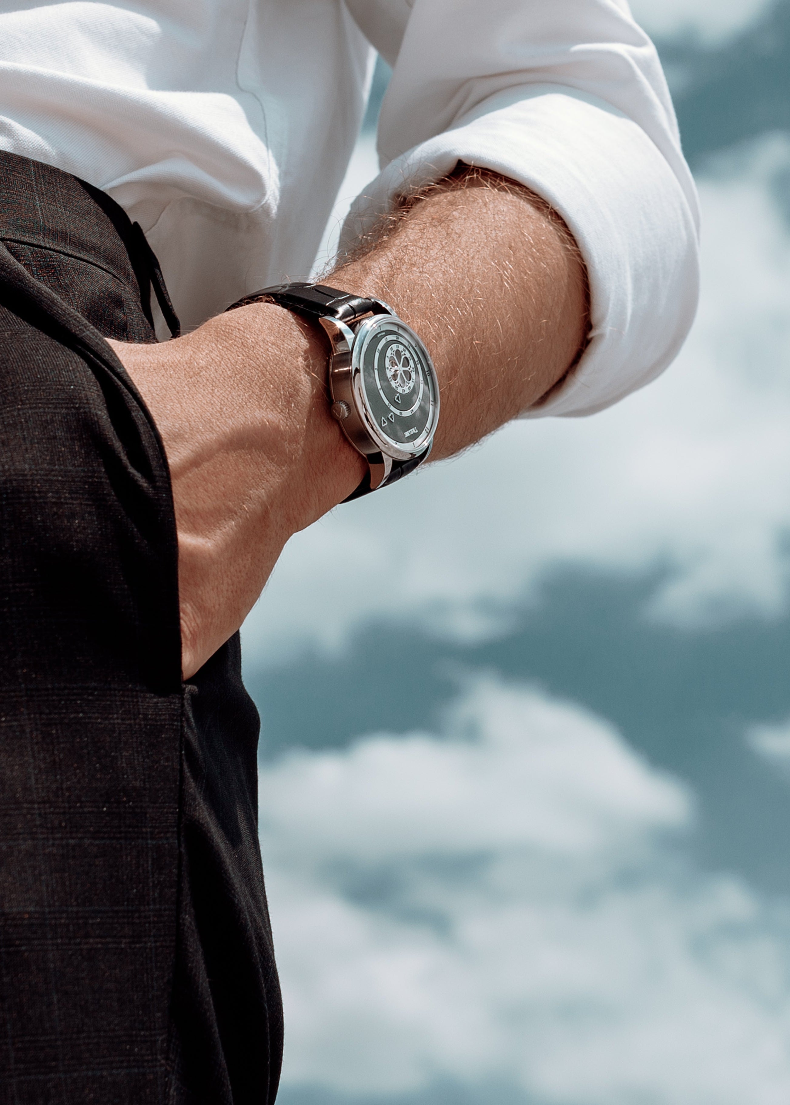 trilobe les matinaux watch